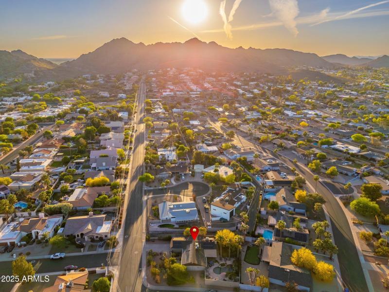 2712 E Mountain View Rd - 73