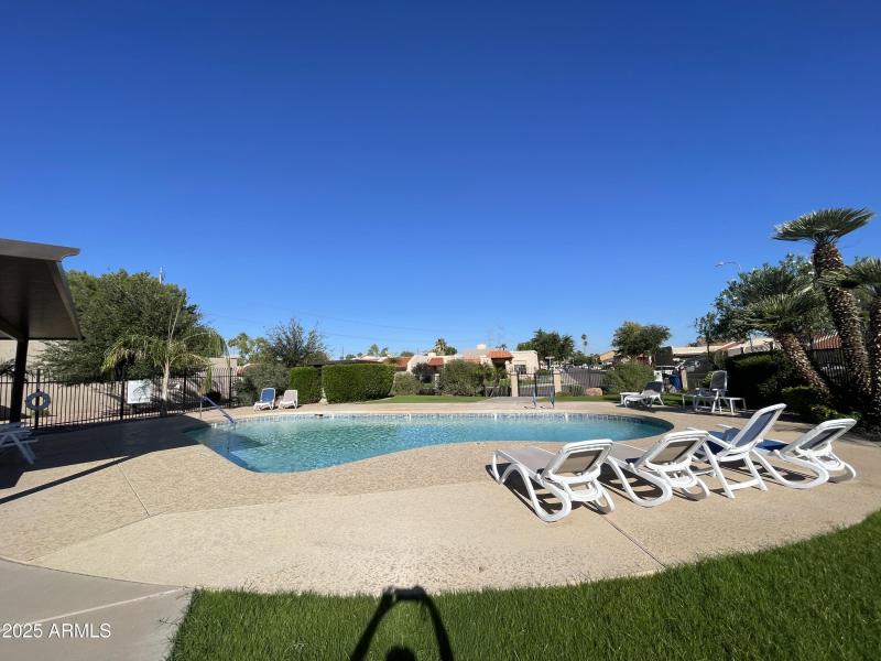 SPARKLING COMMUNITY POOL