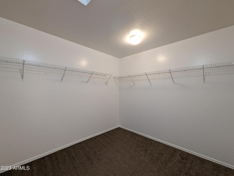 3330 W SAINT ANNE AVE