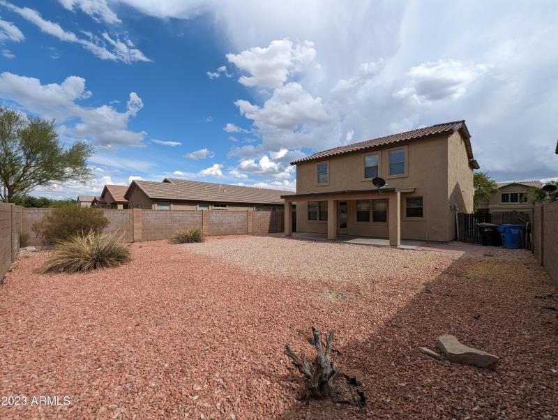 3330 W SAINT ANNE AVE