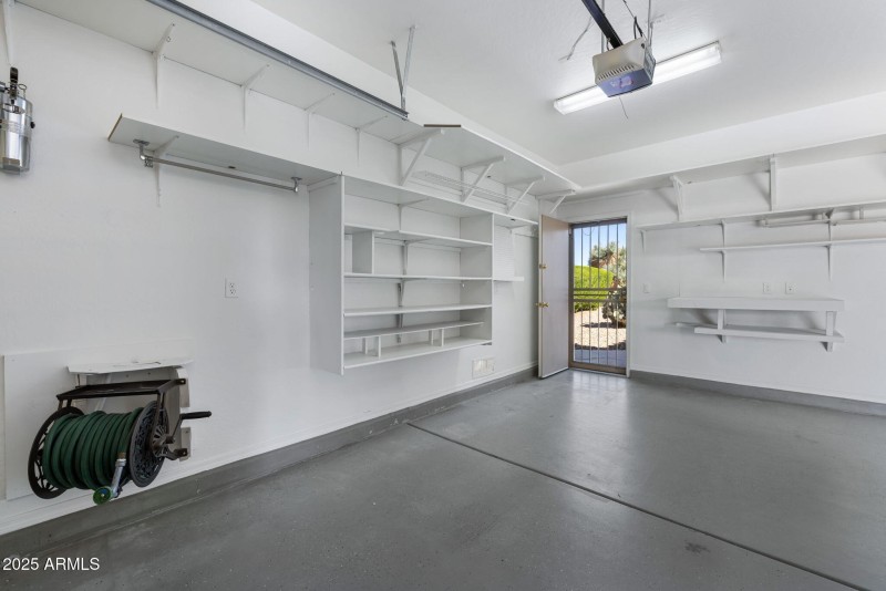 Golf Garage, Temperature controlled Gara