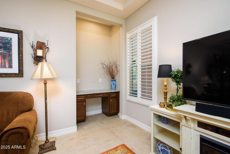 41681 W Solstice Ct-3599-5-Edit