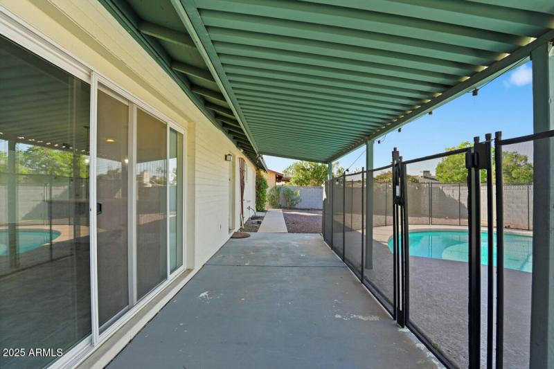 1644 E Broadmor Dr-34