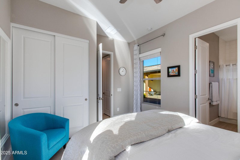 Guest Bed with ensuite Bath