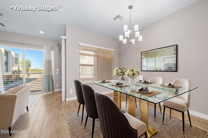 Dining Virtual Stage