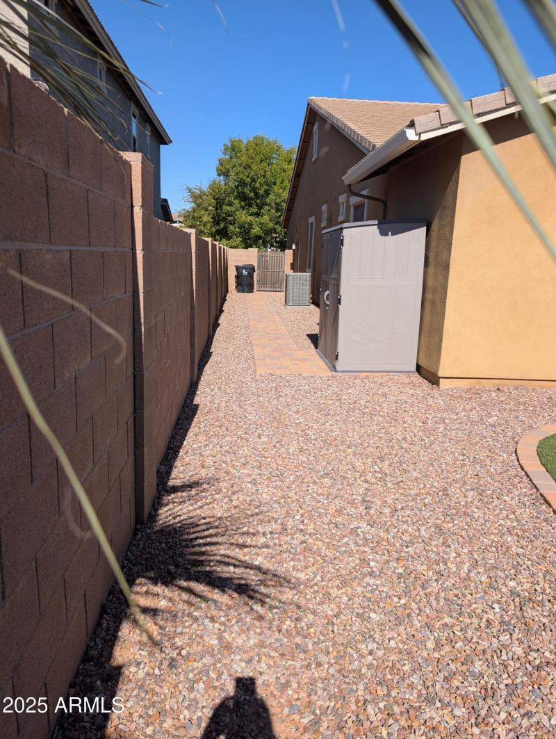 PXL_20251030_191809311.MP