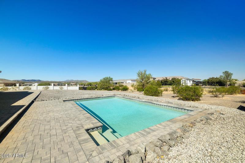 256 W Perkins St San Tan-large-061-058-W