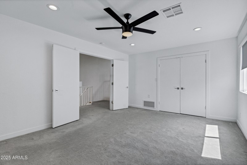 1323 E Whalers Way-27