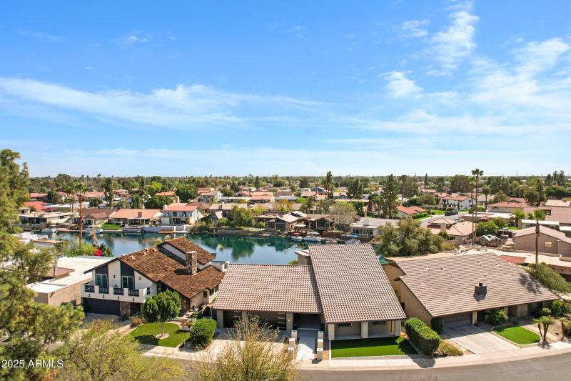 1323 E Whalers Way-74