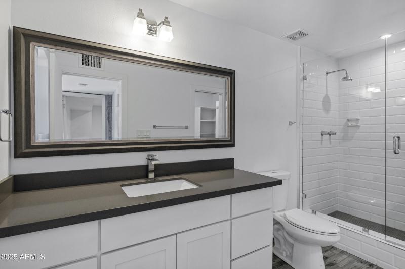 1323 E Whalers Way-49