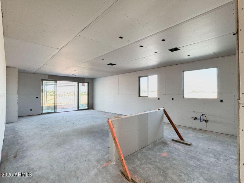 005 Kitchen and Greatroom -Photoroom