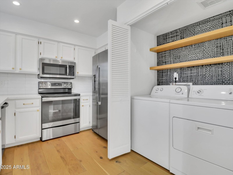 09-11225 N 109th Way-9