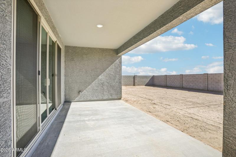 31-web-or-mls-W Brown St-S2910-031