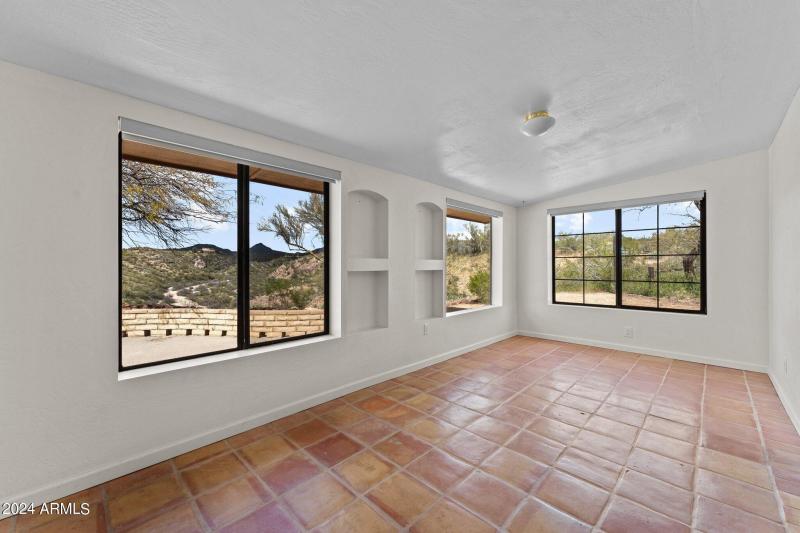 1605 N Little Stonehedge Ranch Rd