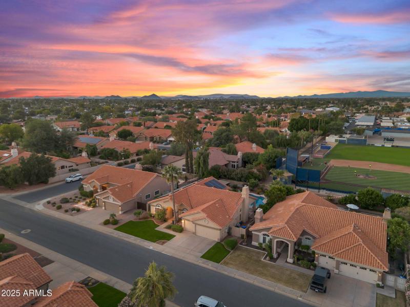 Wonderful location in the valley!