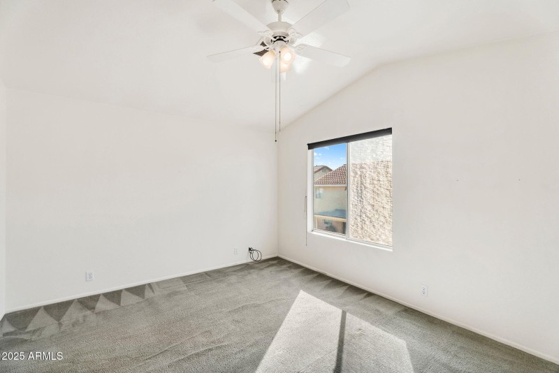 22-web-or-mls-2905 E Glenhaven Dr-22