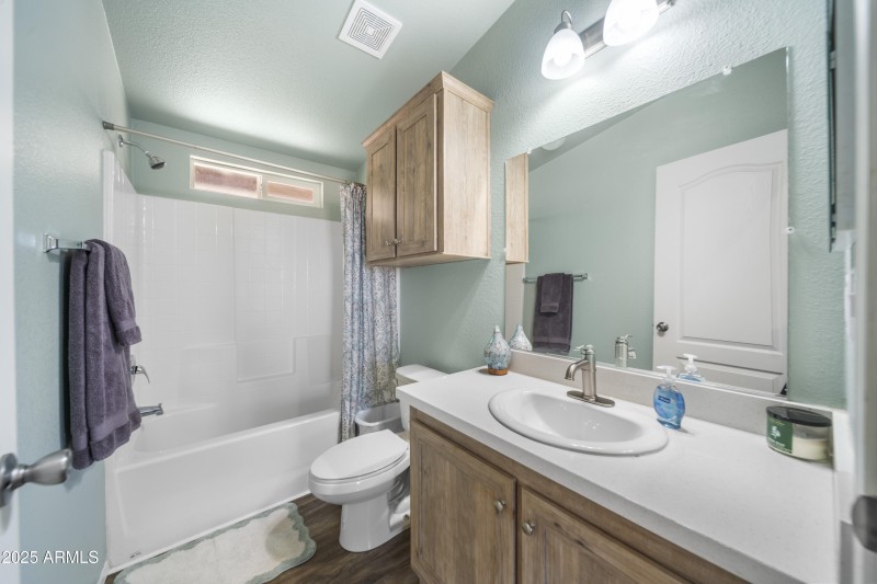 46423 W Trotter00033