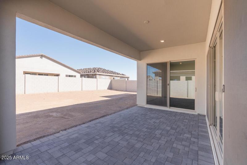 Tri Pointe Soleo 243 - Coverd Outdoor Li