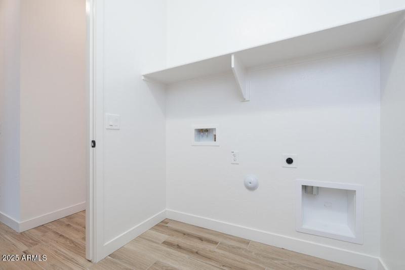 Tri Pointe Soleo 645 - Laundry-1MLS