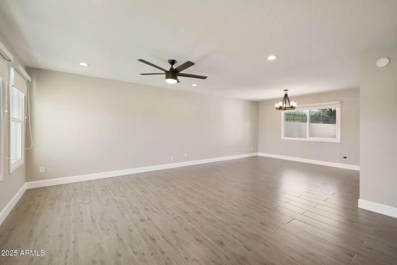 6-web-or-mls-_DSC3285