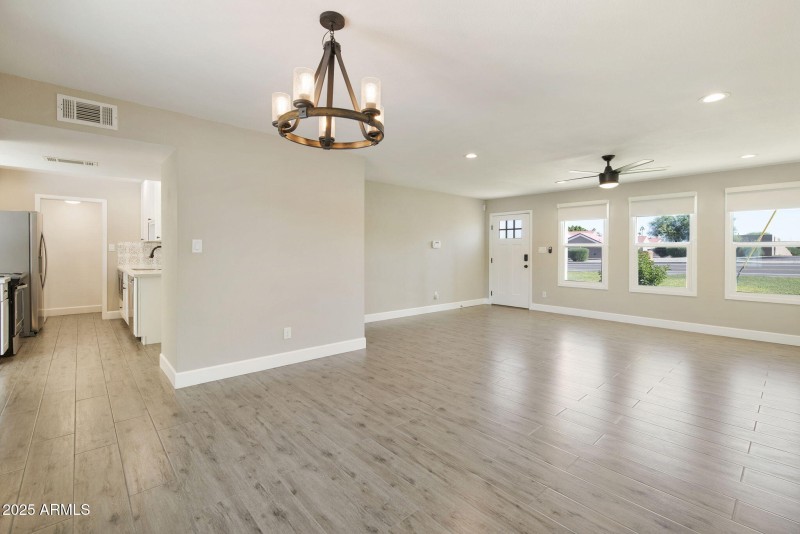 11-web-or-mls-_DSC3300