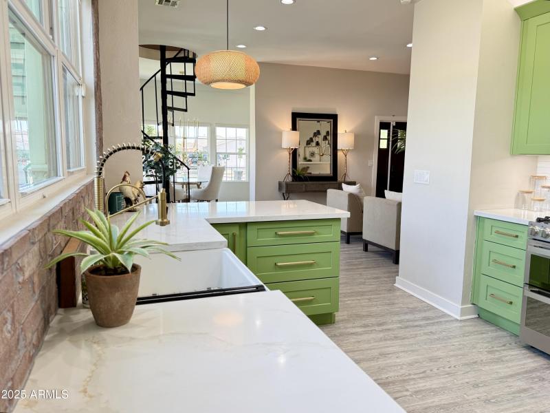 Kitchen to Dining room