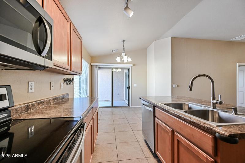 7-16620S48S24-ocupix-