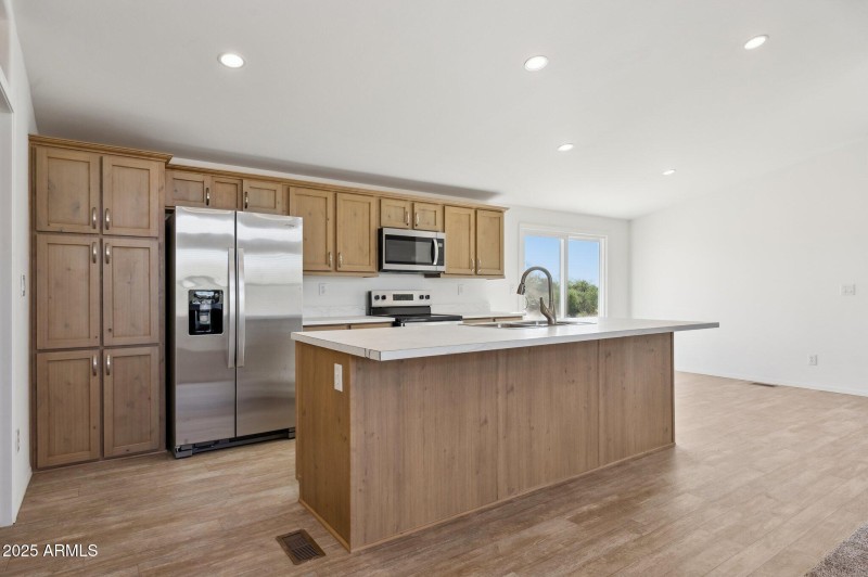 8-web-or-mls-755-n-ralston-rd