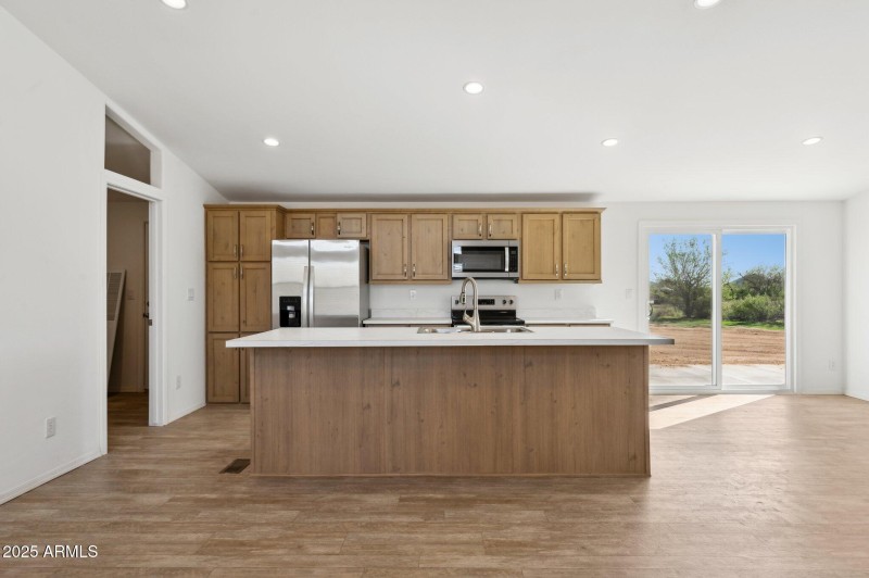 9-web-or-mls-755-n-ralston-rd