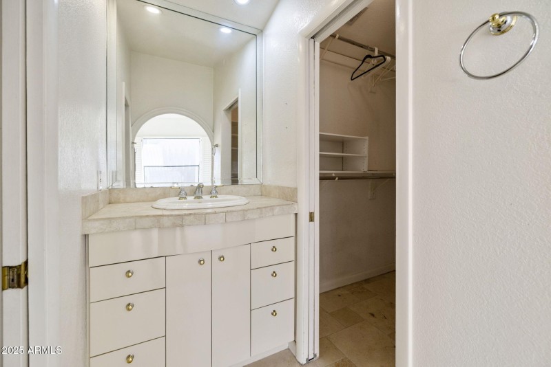 1840 E MORTEN AVE 229, Phoenix, AZ 85020