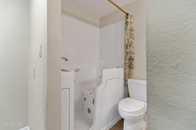 11639 S Jokake St-28