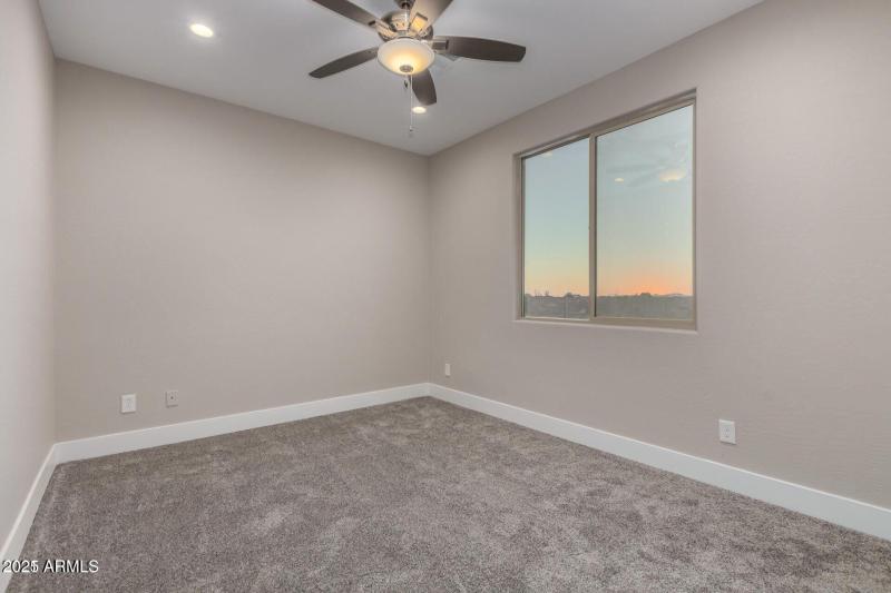 20211129191629750756000000-o