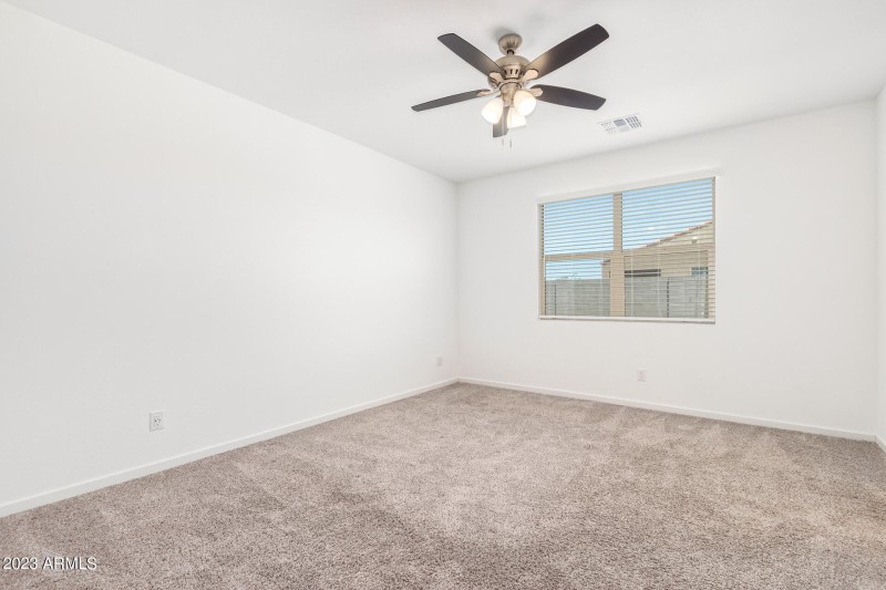 27 - Clydesdale 4470