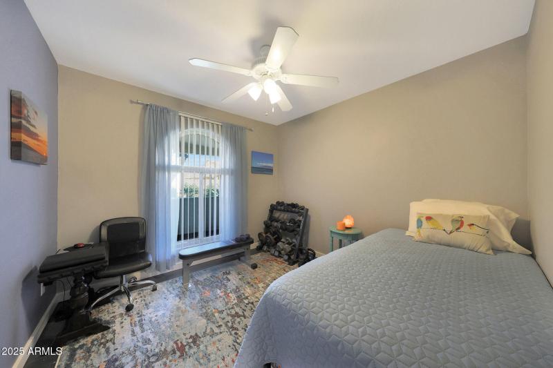 Bedroom/Workout area