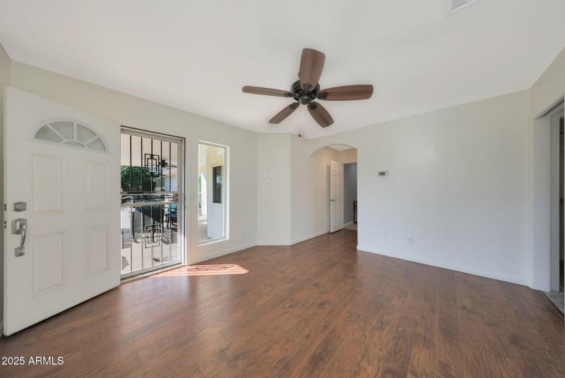 In-Law Suite Living room