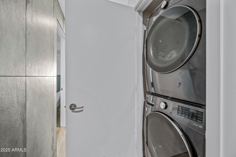 37-7167ERVD4008-ocupix