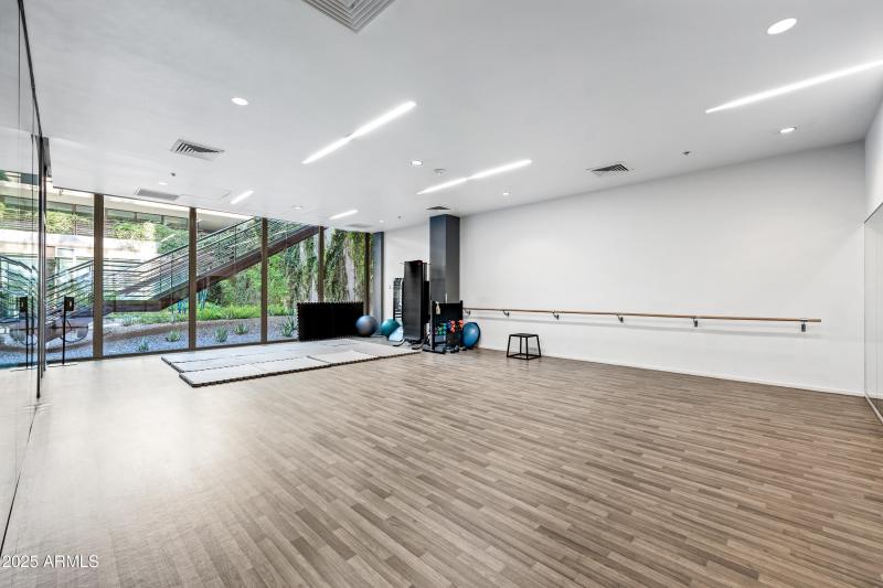 15-OptimaCamelview-ocupix-Comm