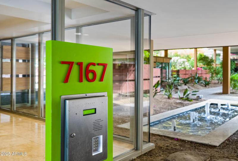 26-OptimaCamelview-ocupix-Comm