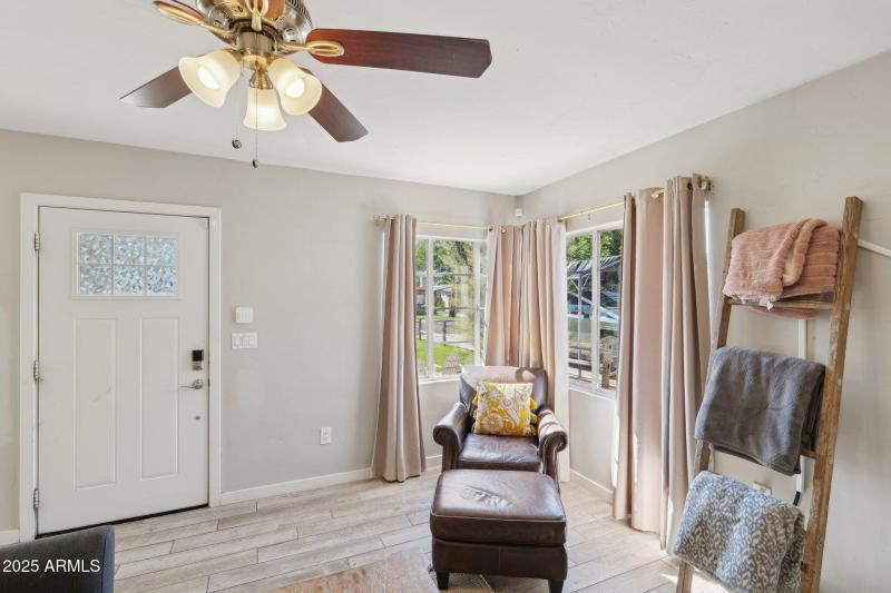 10-web-or-mls-1110-w-heatherbrae-dr