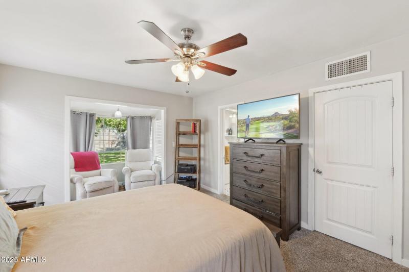 21-web-or-mls-1110-w-heatherbrae-dr