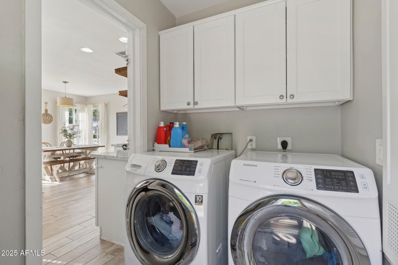 31-web-or-mls-1110-w-heatherbrae-dr