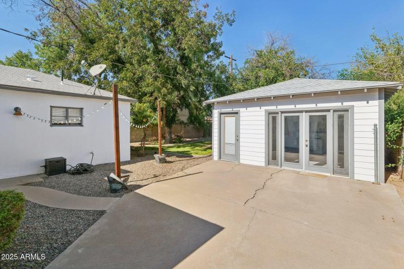 32-web-or-mls-1110-w-heatherbrae-dr