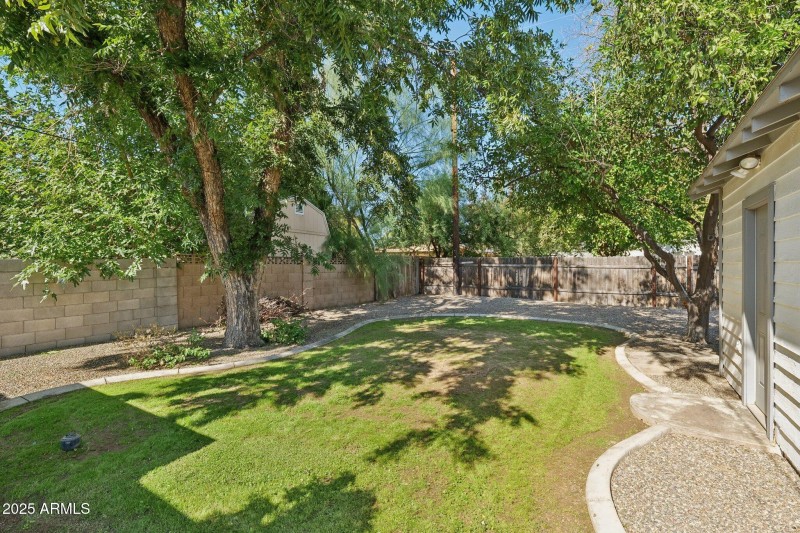 38-web-or-mls-1110-w-heatherbrae-dr