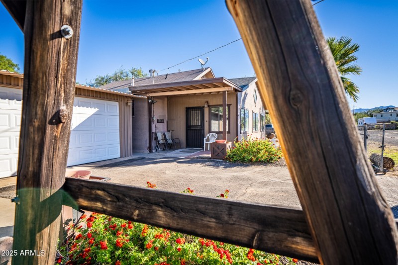 7RV06480-HDR-2 Front view 6
