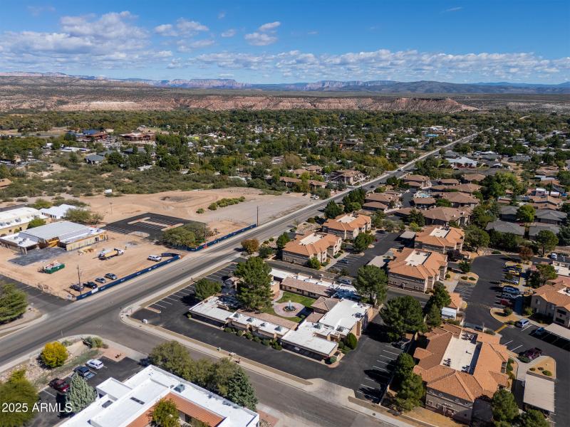 EIland Plaza_Drone 5