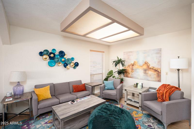 EIland Plaza_Office 1_5