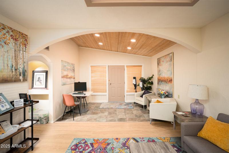 EIland Plaza_Office 1_6