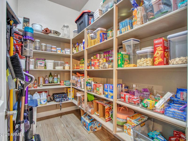 Walk-in Pantry