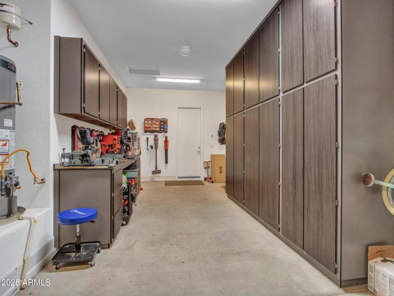 Tandem Garage