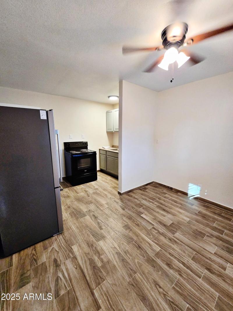 U7 Living and Kitchen